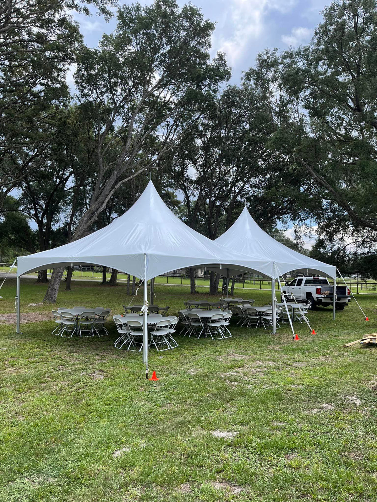 20x20 tent 20x20 High Peak Cross Cable Frame Tent